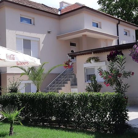 Villa Ros Guest House Svilengrad Luaran gambar