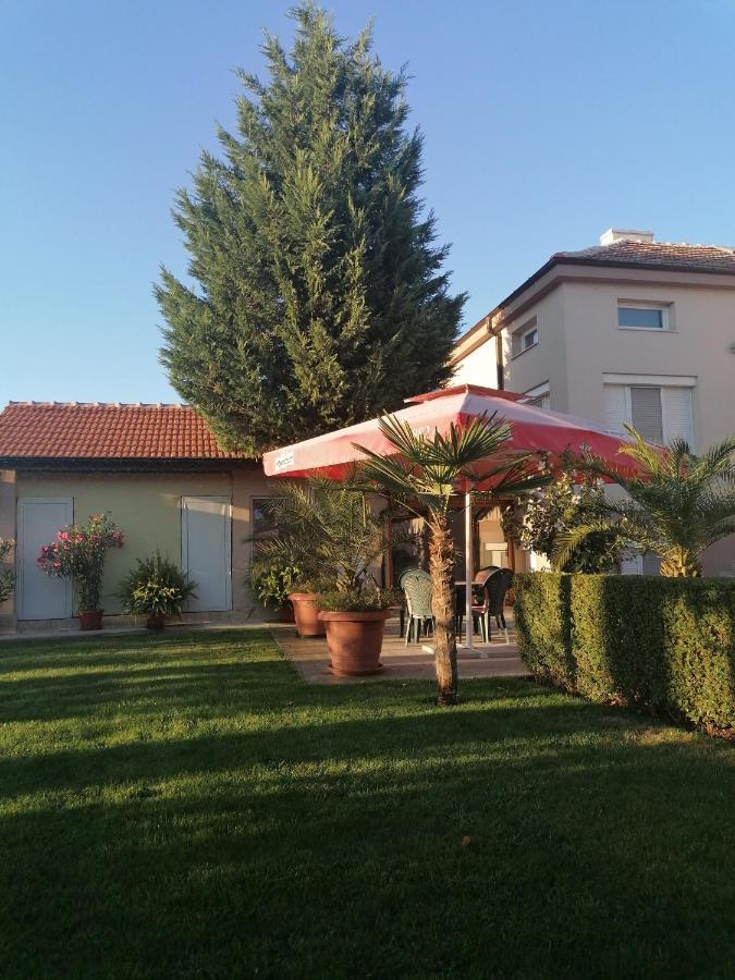 Villa Ros Guest House Svilengrad Luaran gambar