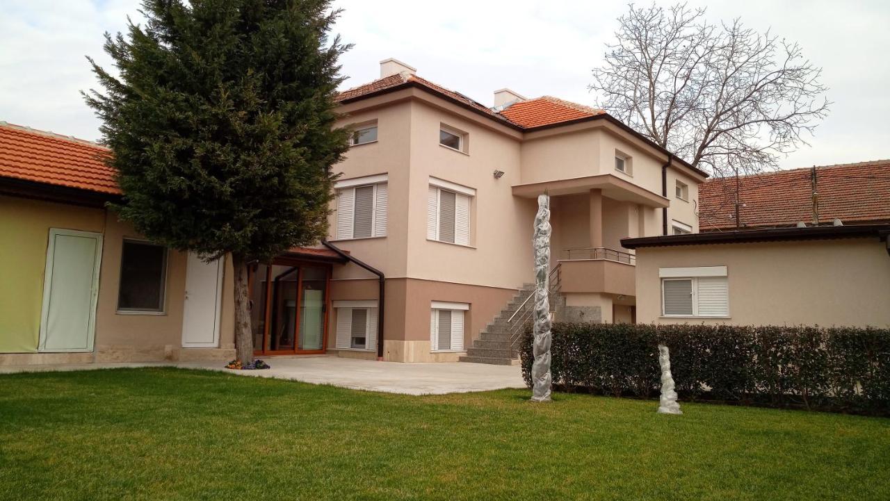Villa Ros Guest House Svilengrad Luaran gambar