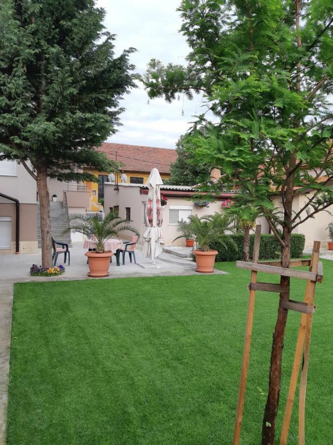 Villa Ros Guest House Svilengrad Luaran gambar